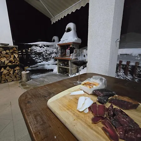 5 - планински перли Semesterbostad Stoykite